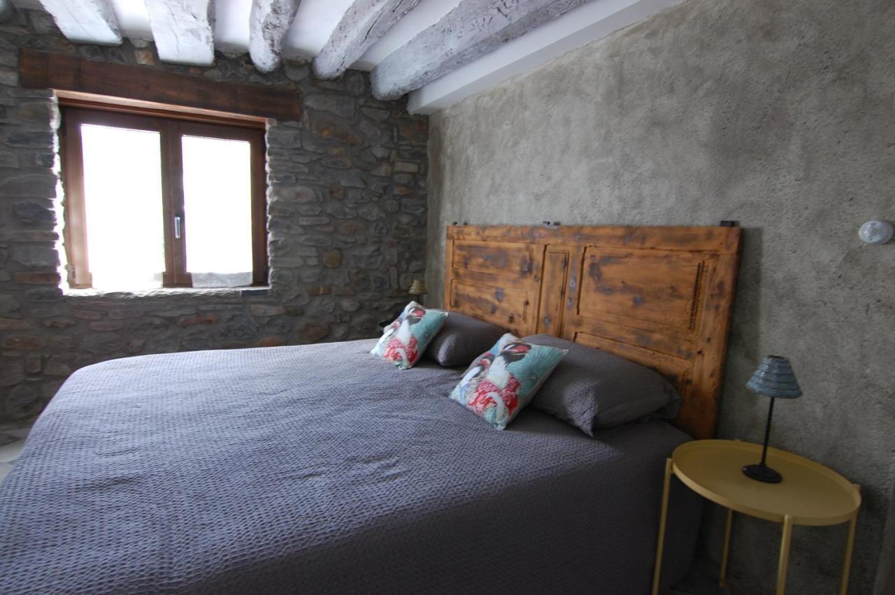 Apartamento El Fenal De Turmo Casa Rural "El Capricho De Nieves" لاسبونا المظهر الخارجي الصورة