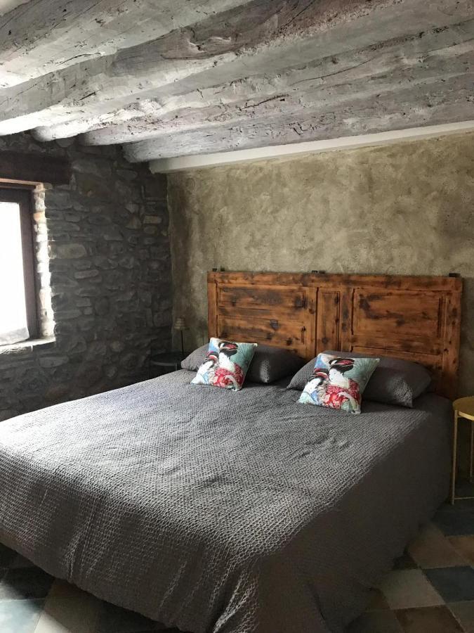 Apartamento El Fenal De Turmo Casa Rural "El Capricho De Nieves" لاسبونا المظهر الخارجي الصورة
