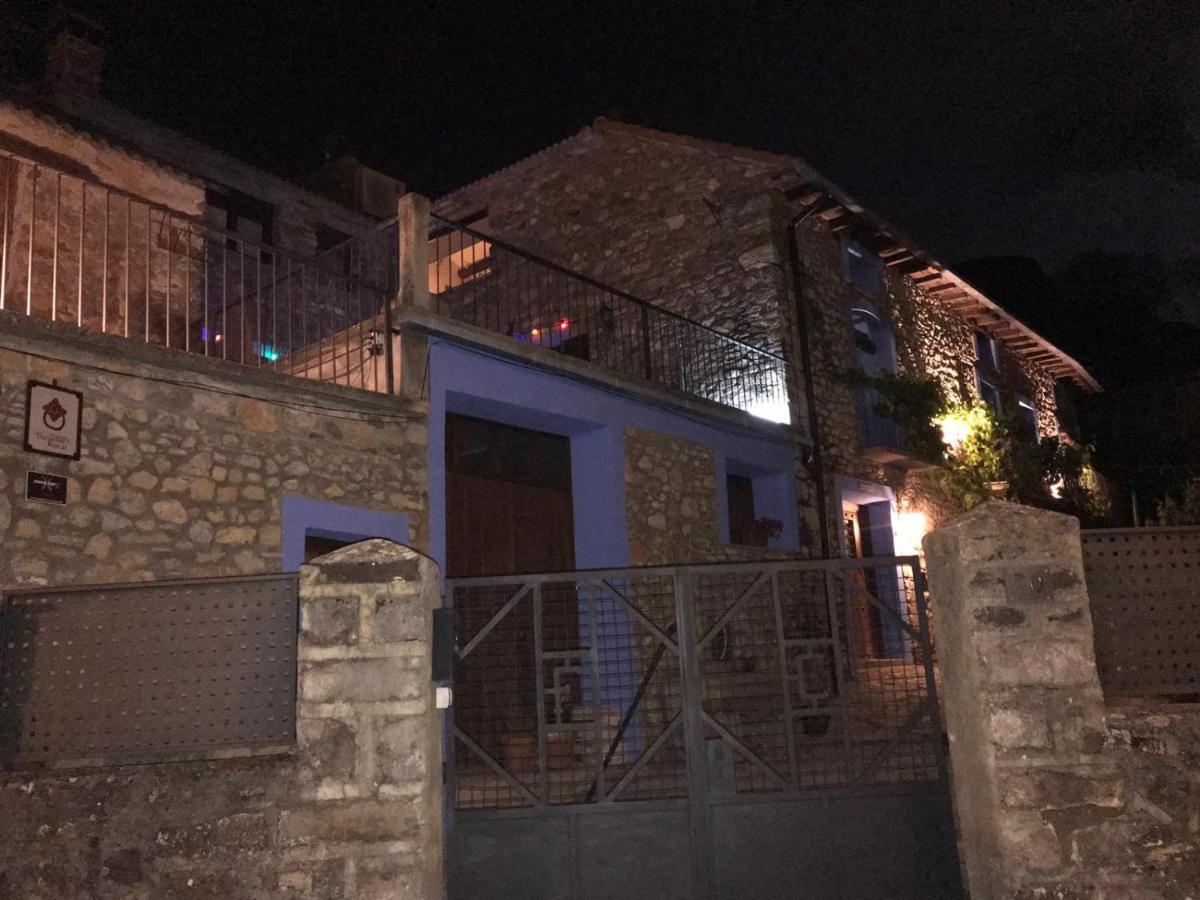 Apartamento El Fenal De Turmo Casa Rural "El Capricho De Nieves" لاسبونا المظهر الخارجي الصورة