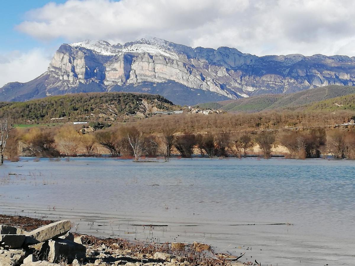 Apartamento El Fenal De Turmo Casa Rural "El Capricho De Nieves" لاسبونا المظهر الخارجي الصورة